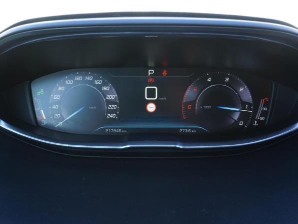Peugeot 5008 II с пробегом 2018 года, цена 1 948 000 рублей, 217846 км, внедорожник, Автокод Объявления