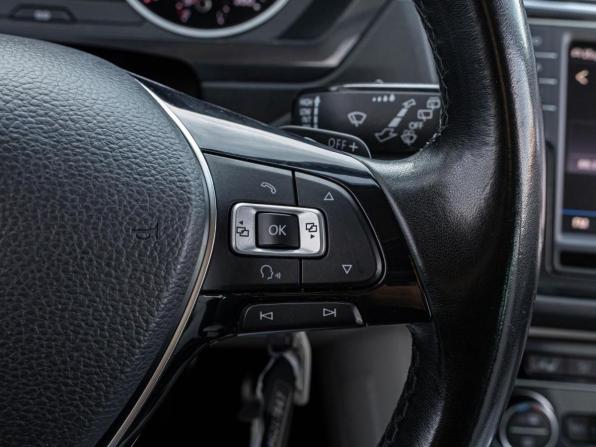 Volkswagen Tiguan II с пробегом 2017 года, цена 2 299 000 рублей, 153944 км, внедорожник, Автокод Объявления