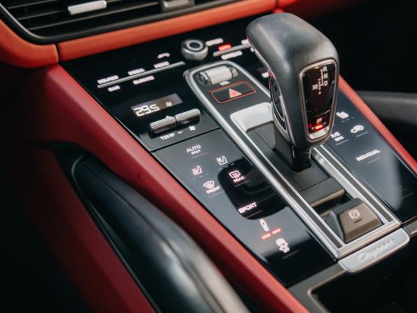 Porsche Cayenne III с пробегом 2022 года, цена 9 500 000 рублей, 45000 км, внедорожник, Автокод Объявления
