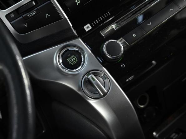 Toyota Land Cruiser 200 Series Рестайлинг 1 с пробегом 2014 года, цена 3 499 000 рублей, 169000 км, внедорожник, Автокод Объявления