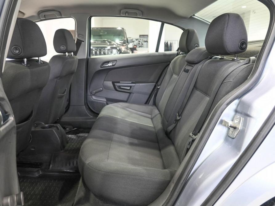 Opel Astra H Рестайлинг Ростов-на-Дону  - изображение 13