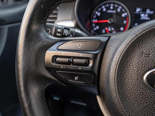 Kia Rio IV с пробегом 2019 года, цена 1 375 000 рублей, 138555 км, седан, Автокод Объявления