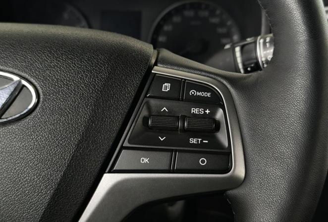 Hyundai Solaris II с пробегом 2019 года, цена 1 275 000 рублей, 107466 км, седан, Автокод Объявления