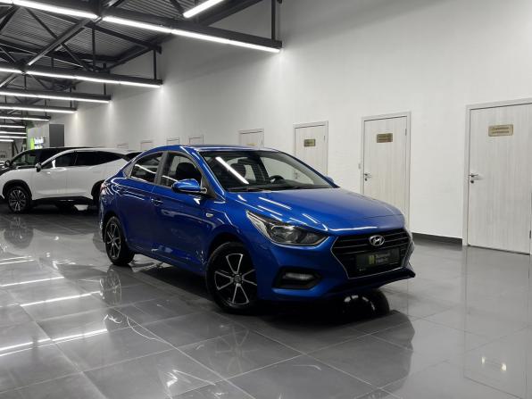Hyundai Solaris II с пробегом 2017 года, цена 1 175 000 рублей, 138729 км, седан, Автокод Объявления