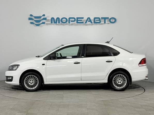 Volkswagen Polo V Рестайлинг с пробегом 2018 года, цена 1 190 000 рублей, 87000 км, седан, Автокод Объявления