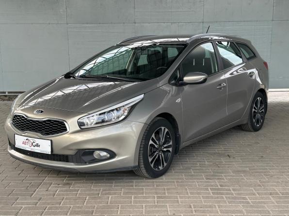 Kia Ceed II с пробегом 2014 года, цена 1 210 000 рублей, 125158 км, универсал, Автокод Объявления