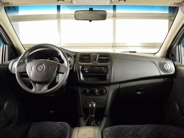 Renault Logan II с пробегом 2017 года, цена 595 995 рублей, 192808 км, седан, Автокод Объявления