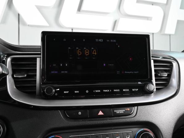 Kia Ceed III Рестайлинг с пробегом 2021 года, цена 2 119 000 рублей, 54270 км, универсал, Автокод Объявления