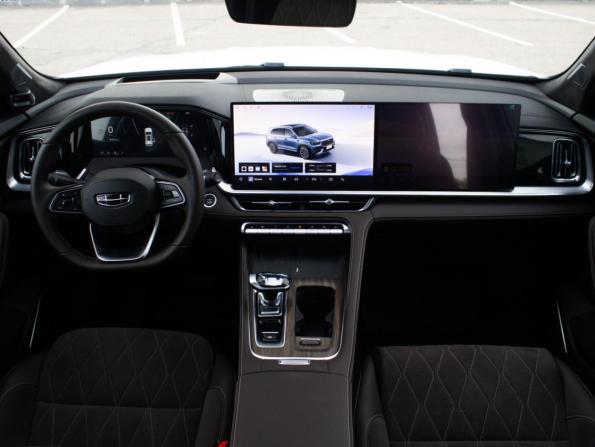 Geely Monjaro I Рестайлинг 2 с пробегом 2025 года, цена 3 898 000 рублей, 20938 км, внедорожник, Автокод Объявления