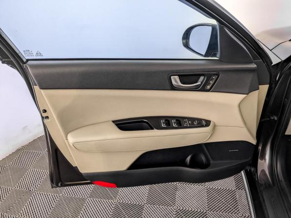 Kia Optima IV с пробегом 2017 года, цена 1 795 000 рублей, 130073 км, седан, Автокод Объявления
