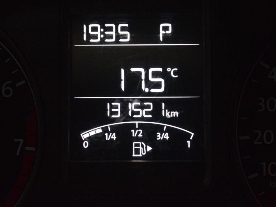 Volkswagen Polo V Рестайлинг Санкт-Петербург  - изображение 15