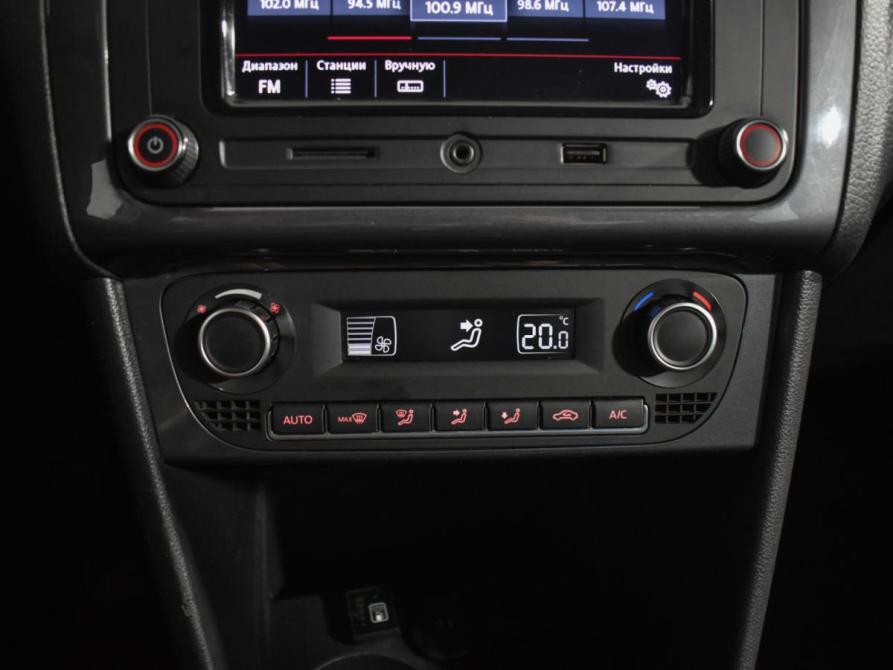 Volkswagen Polo V Рестайлинг Санкт-Петербург  - изображение 16