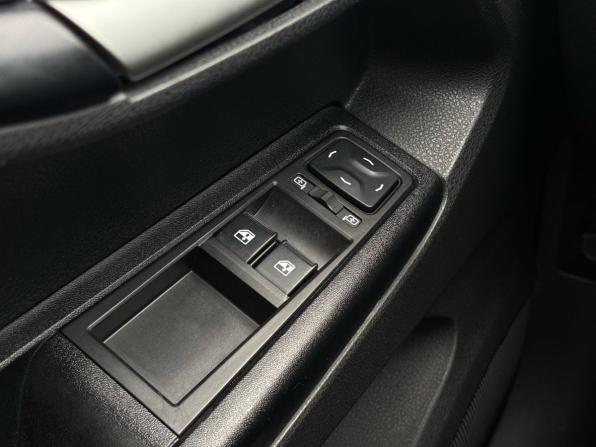 Lada (ВАЗ) Vesta I с пробегом 2019 года, цена 735 000 рублей, 160421 км, седан, Автокод Объявления
