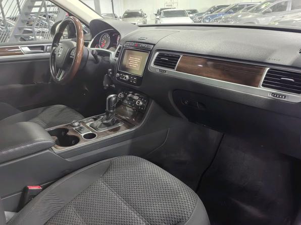 Volkswagen Touareg II Рестайлинг с пробегом 2015 года, цена 2 139 000 рублей, 151000 км, внедорожник, Автокод Объявления