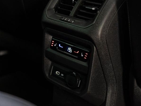 Volkswagen Tiguan II Рестайлинг с пробегом 2022 года, цена 3 490 000 рублей, 74793 км, внедорожник, Автокод Объявления