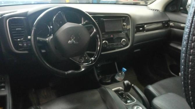 Mitsubishi Outlander III Рестайлинг 2 с пробегом 2016 года, цена 1 730 000 рублей, 99344 км, внедорожник, Автокод Объявления