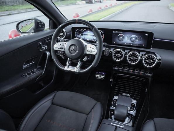 Mercedes-Benz A-Класс AMG II (W177) с пробегом 2019 года, цена 3 335 310 рублей, 75777 км, хэтчбек, Автокод Объявления