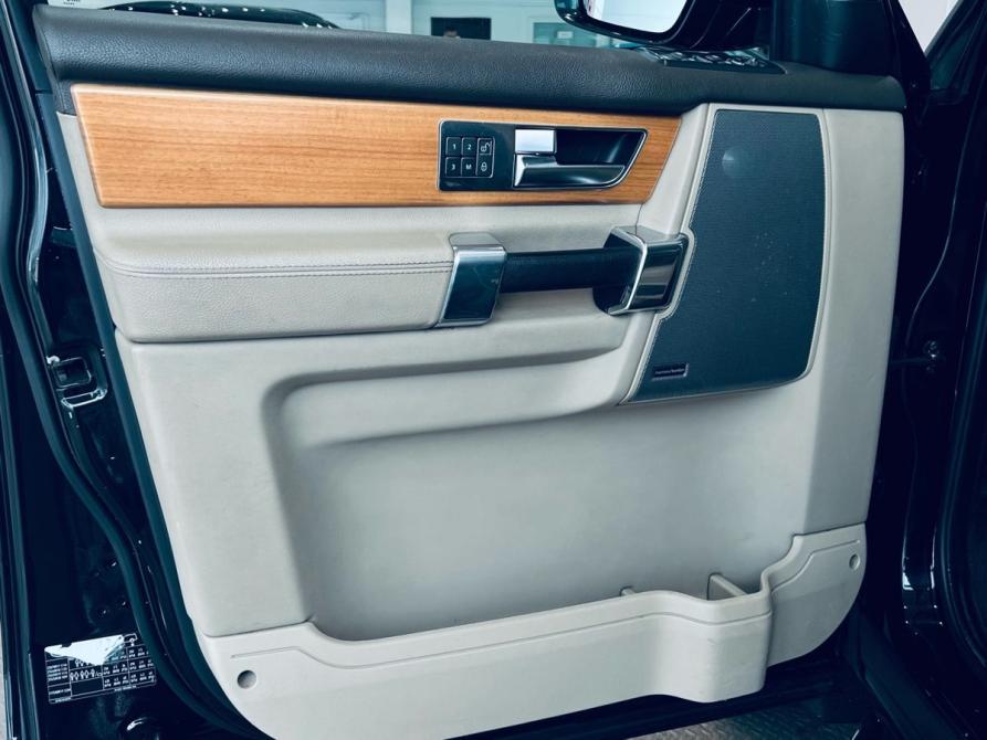 Land Rover Discovery IV Рестайлинг Санкт-Петербург  - изображение 12