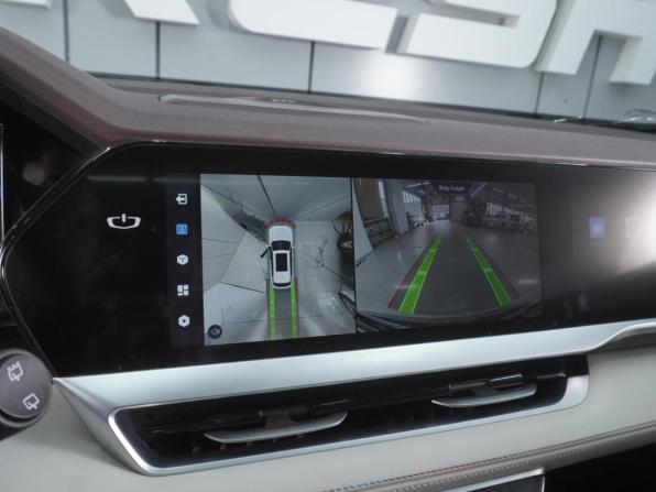 Geely Monjaro I с пробегом 2023 года, цена 3 240 000 рублей, 50314 км, внедорожник, Автокод Объявления