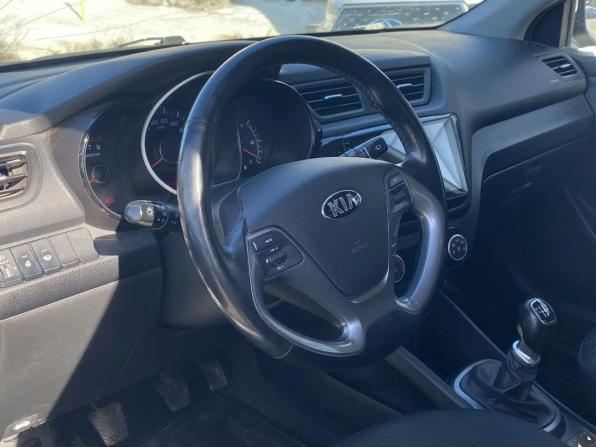 Kia Rio III Рестайлинг с пробегом 2016 года, цена 830 000 рублей, 120000 км, седан, Автокод Объявления