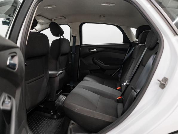 Ford Focus III Рестайлинг с пробегом 2018 года, цена 999 000 рублей, 93572 км, хэтчбек, Автокод Объявления