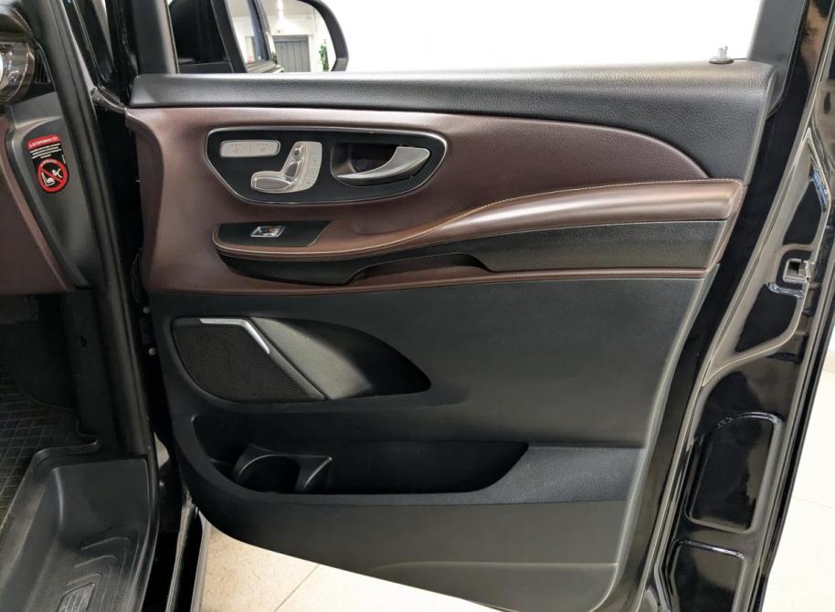 Mercedes-Benz V-Класс III (W447) Рестайлинг Санкт-Петербург  - изображение 25