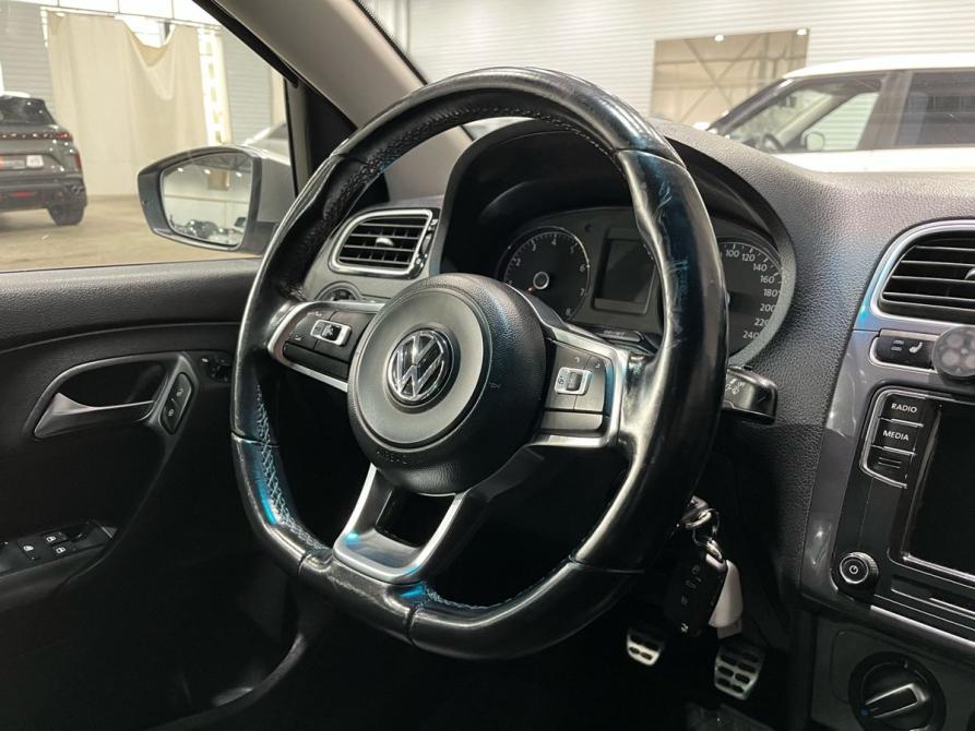 Volkswagen Polo V Рестайлинг Пермь  - изображение 11