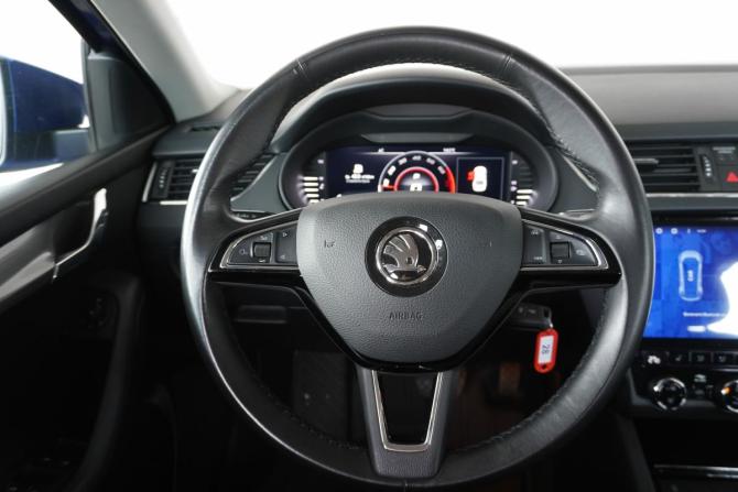 Skoda Octavia III (A7) Рестайлинг с пробегом 2019 года, цена 2 190 000 рублей, 85290 км, лифтбек, Автокод Объявления