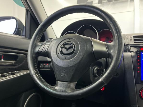Mazda 3 I (BK) Рестайлинг с пробегом 2007 года, цена 639 000 рублей, 205599 км, седан, Автокод Объявления