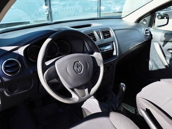 Renault Logan II с пробегом 2016 года, цена 745 000 рублей, 121339 км, седан, Автокод Объявления