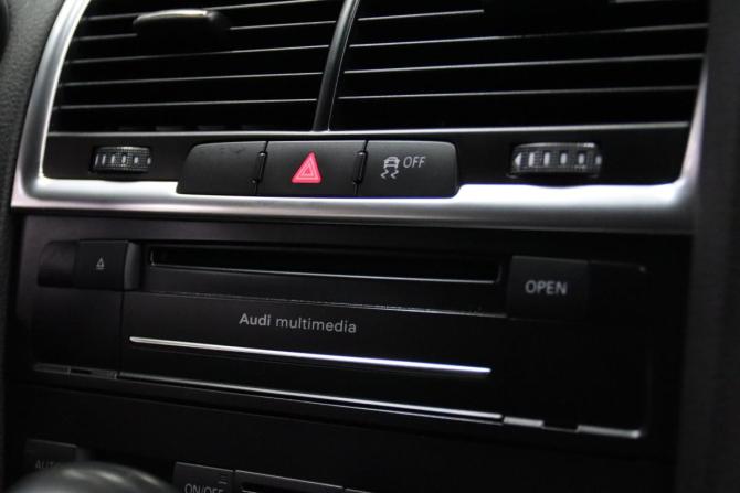 Audi Q7 I (4L) Рестайлинг с пробегом 2011 года, цена 1 940 450 рублей, 245320 км, внедорожник, Автокод Объявления