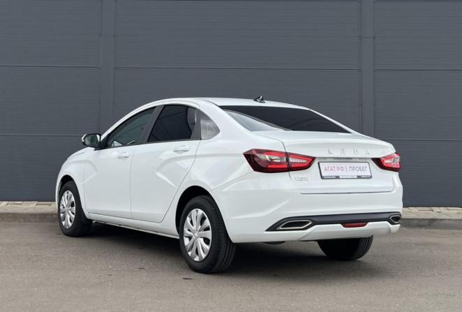 Lada (ВАЗ) Vesta I Рестайлинг (NG) с пробегом 2024 года, цена 1 160 000 рублей, 47741 км, седан, Автокод Объявления