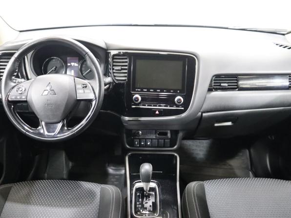 Mitsubishi Outlander III Рестайлинг 3 с пробегом 2022 года, цена 2 499 000 рублей, 95891 км, внедорожник, Автокод Объявления