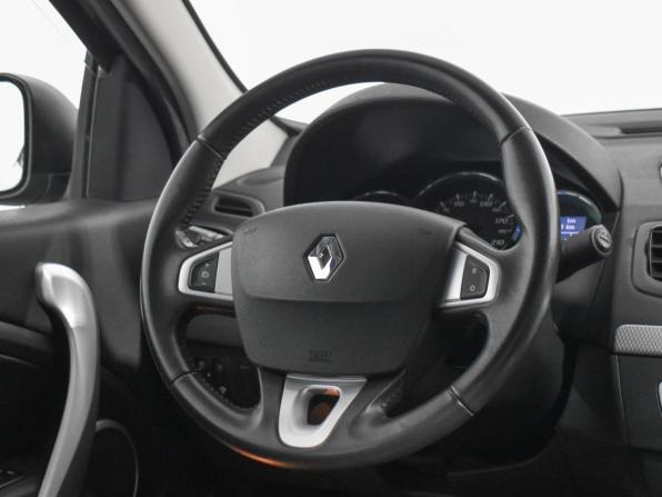 Renault Fluence I с пробегом 2010 года, цена 563 000 рублей, 194649 км, седан, Автокод Объявления