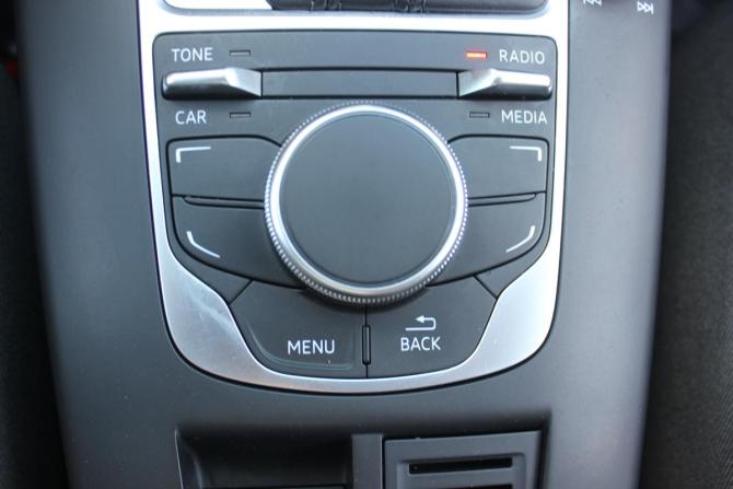 Audi A3 III (8V) с пробегом 2016 года, цена 1 517 000 рублей, 135639 км, седан, Автокод Объявления