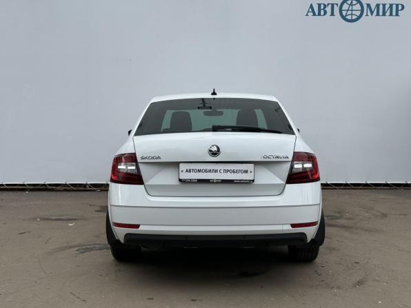 Skoda Octavia III (A7) Рестайлинг с пробегом 2019 года, цена 1 990 000 рублей, 70111 км, лифтбек, Автокод Объявления