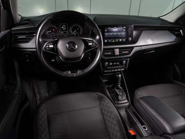 Skoda Rapid II с пробегом 2021 года, цена 1 629 000 рублей, 90430 км, лифтбек, Автокод Объявления