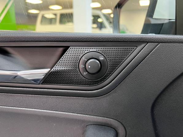 Skoda Rapid II с пробегом 2021 года, цена 845 000 рублей, 378129 км, лифтбек, Автокод Объявления