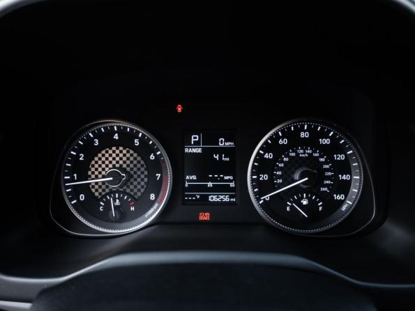Hyundai Elantra VI (AD) Рестайлинг с пробегом 2018 года, цена 1 113 000 рублей, 171002 км, седан, Автокод Объявления