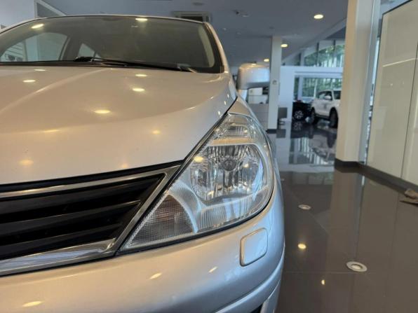 Nissan Tiida I Рестайлинг с пробегом 2010 года, цена 750 000 рублей, 201543 км, хэтчбек, Автокод Объявления