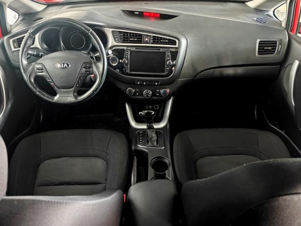 Kia Ceed II Рестайлинг с пробегом 2016 года, цена 1 470 000 рублей, 53987 км, хэтчбек, Автокод Объявления