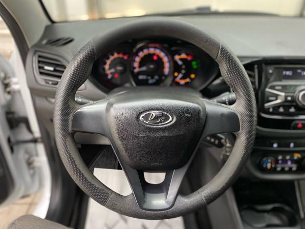 Lada (ВАЗ) Vesta I с пробегом 2019 года, цена 890 000 рублей, 123722 км, седан, Автокод Объявления