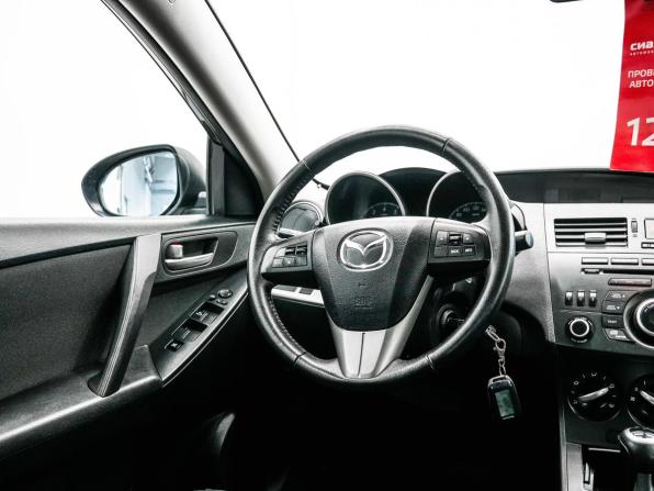 Mazda 3 II (BL) Рестайлинг с пробегом 2012 года, цена 939 000 рублей, 134248 км, седан, Автокод Объявления