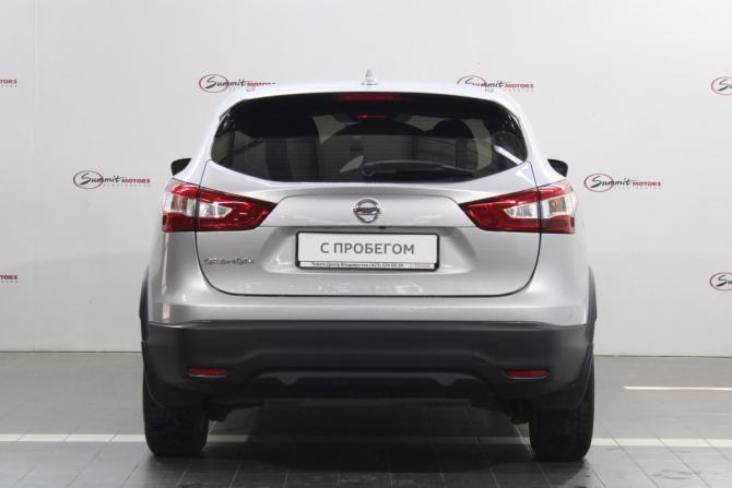 Nissan Qashqai II с пробегом 2018 года, цена 1 900 000 рублей, 79100 км, внедорожник, Автокод Объявления