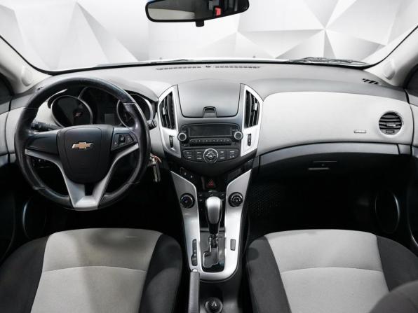 Chevrolet Cruze I Рестайлинг с пробегом 2013 года, цена 818 000 рублей, 135000 км, хэтчбек, Автокод Объявления