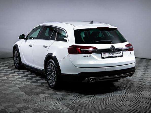 Opel Insignia I Рестайлинг с пробегом 2015 года, цена 1 420 150 рублей, 212093 км, универсал, Автокод Объявления