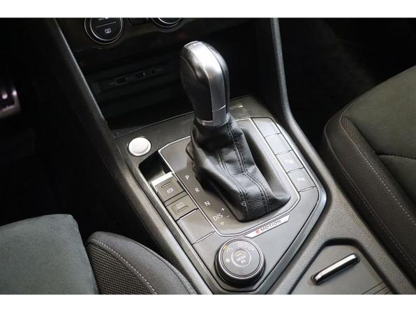 Volkswagen Tiguan II с пробегом 2019 года, цена 2 179 000 рублей, 144335 км, внедорожник, Автокод Объявления