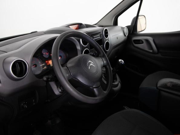 Citroen Berlingo II Рестайлинг 2 с пробегом 2017 года, цена 899 000 рублей, 247157 км, компактвэн, Автокод Объявления