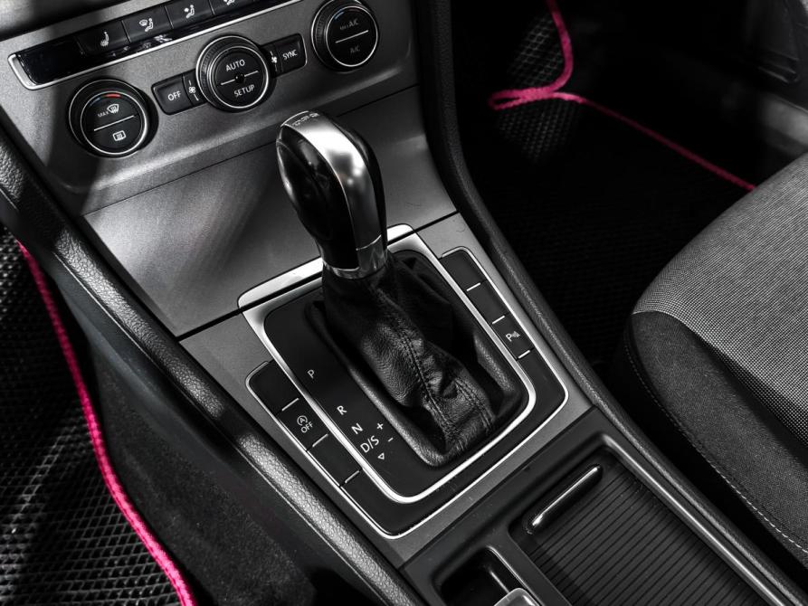 Volkswagen Golf VII Санкт-Петербург  - изображение 11