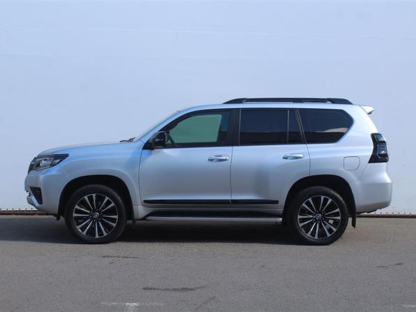 Toyota Land Cruiser Prado 150 Series Рестайлинг 3 с пробегом 2020 года, цена 5 750 000 рублей, 130659 км, внедорожник, Автокод Объявления